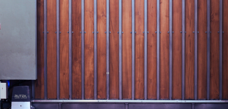 Pagar Otomatis Cirebon - Rutek Smart Access